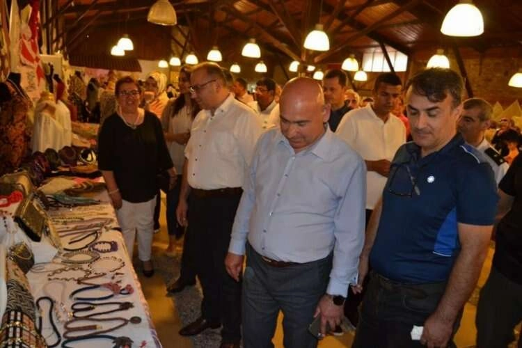 El emeği ürünler Tire'de sahiplerini bekliyor haberinin görseli