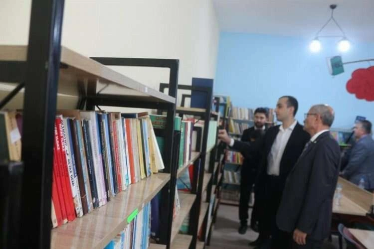 Şehit askerin ismi köy kütüphanesinde yaşayacak haberinin görseli