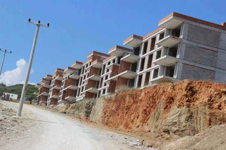 Kuşadası’nda inşaat sayısı gün geçtikçe artıyor haberinin görseli
