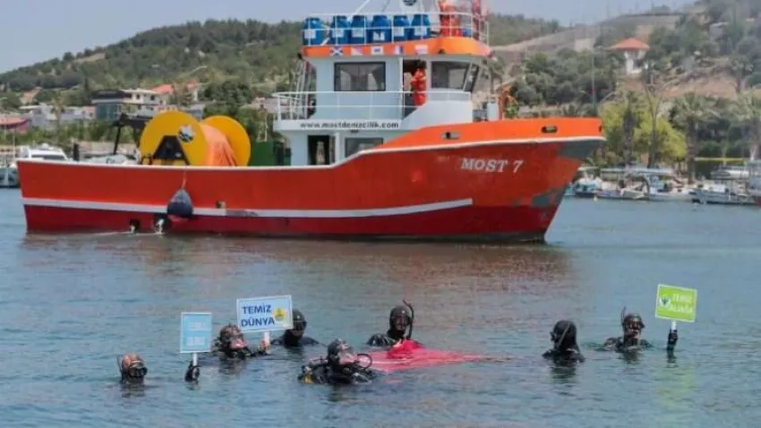 Aliağa’da ‘Dünya Çevre Günü’nde deniz temizliği yapıldı