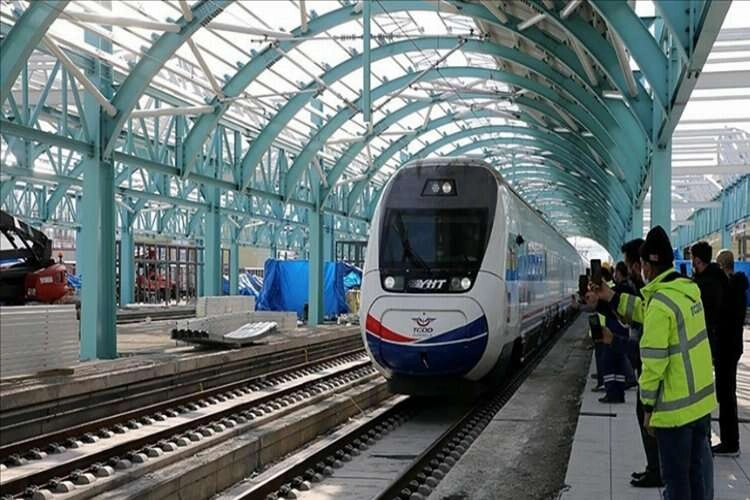 Ulaştırma ve haberleşmede yatırımlar devam ediyor haberinin görseli
