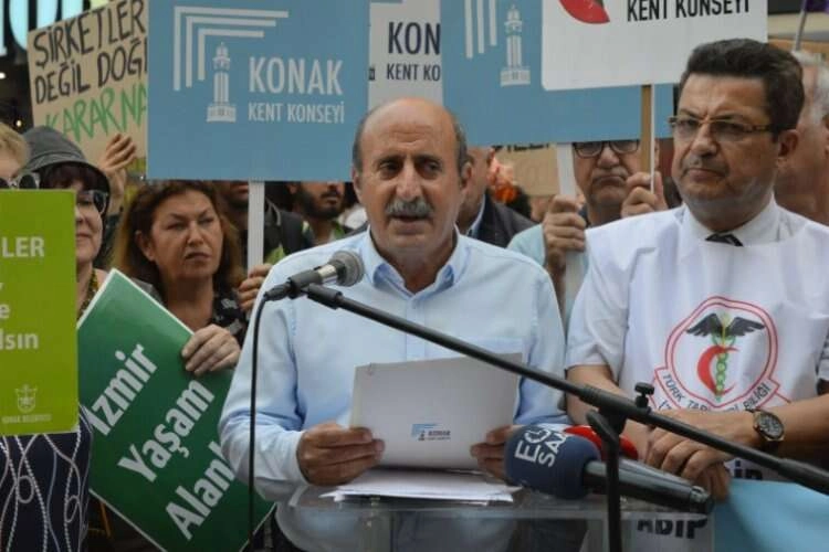 İzmir'de Dünya Çevre Günü farkındalık yürüyüşü haberinin görseli