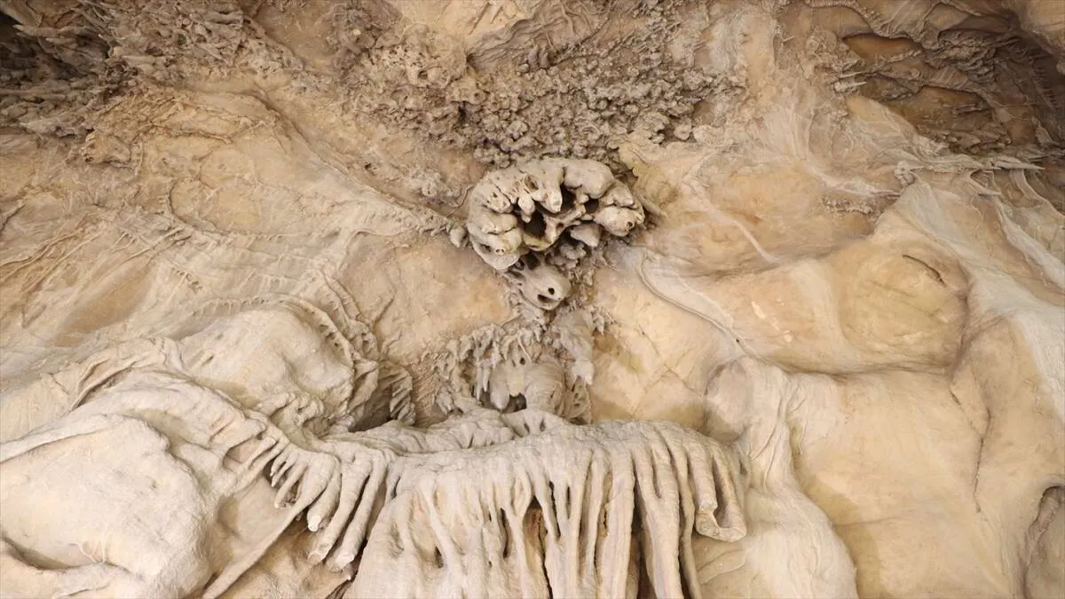 Börtlüce Mağarası turizme kazandırılacak - 1806