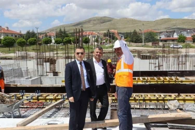 Afyonkarahisar'da devlet hastanesi inşaatı devam ediyor haberinin görseli