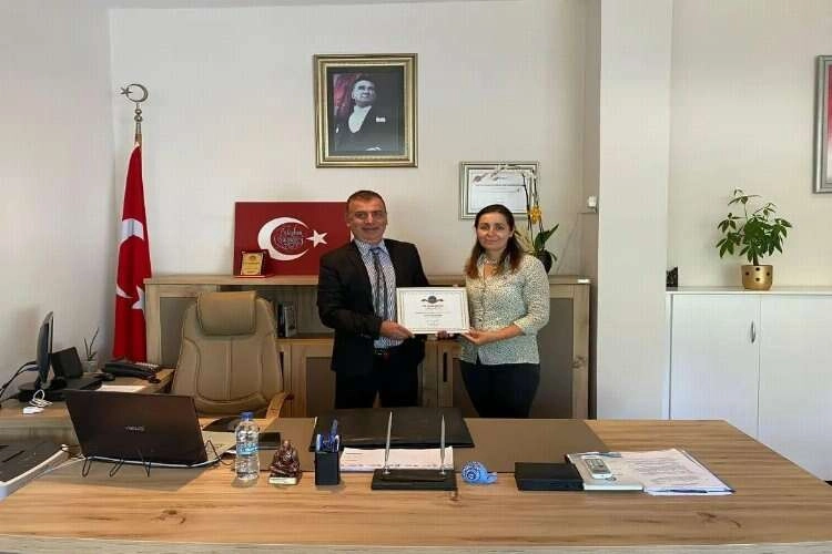 Ege Üniversitesi'nden işaret dili farkındalığı haberinin görseli