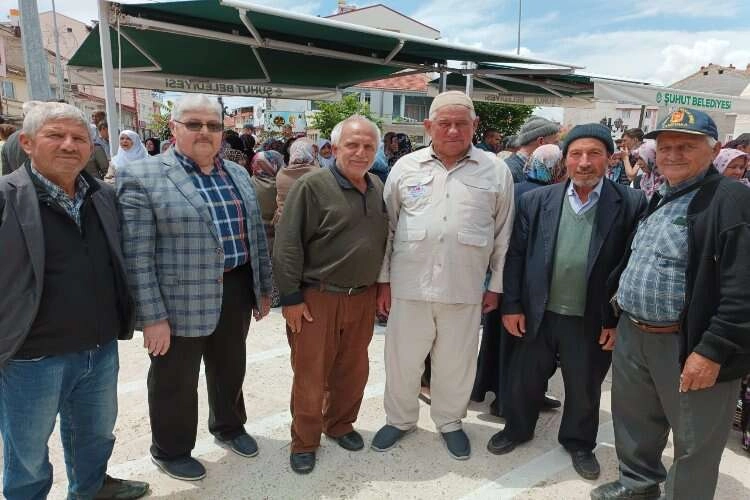 Şuhut'ta hacı adayları kutsal topraklara uğurlandı