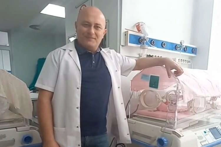 Aydın'da 3 günlük bebeğe anjiyo yapıldı haberinin görseli