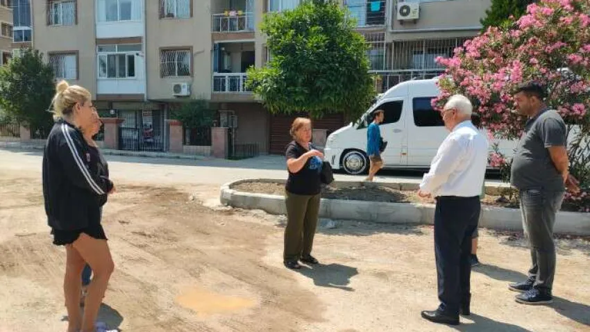 kaldırımlar yenileniyor (2) (Özel)