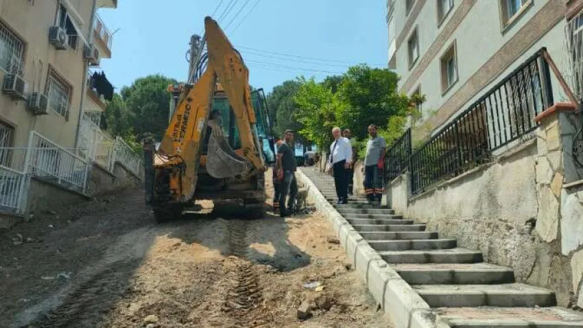 kaldırımlar yenileniyor (3) (Özel)