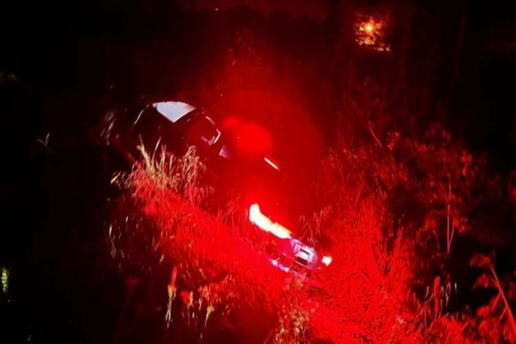 AK Parti’li Yenişehirlioğlu ve oğlu trafik kazası geçirdi haberinin görseli