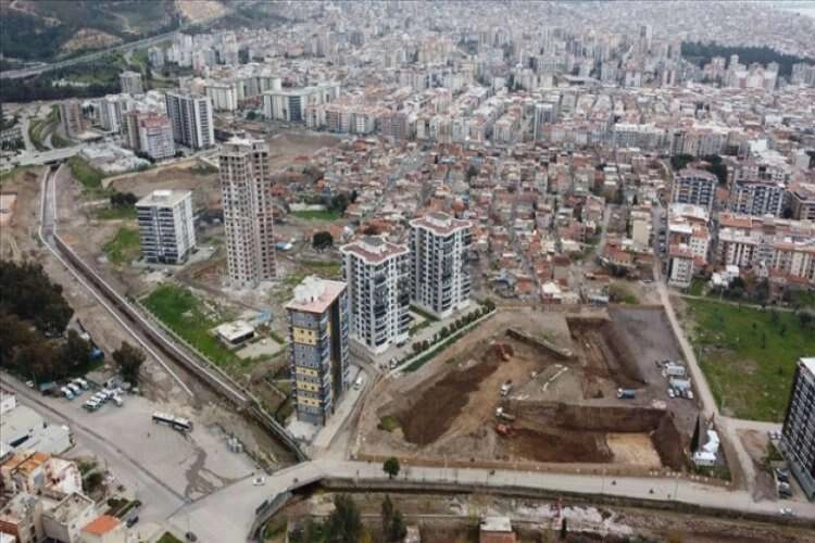 İzmir Büyükşehir’in Örnekköy projesinde “imalat hatası” haberinin görseli