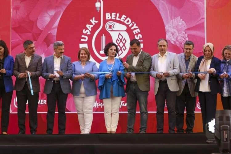 Uşak ModaFest kapılarını açtı haberinin görseli