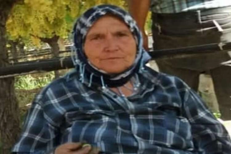 Traktörün altında kalan kadın hayatını kaybetti haberinin görseli