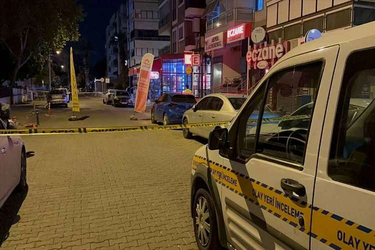 İzmir'de silahlı kavga ihbarına giden polis vuruldu haberinin görseli