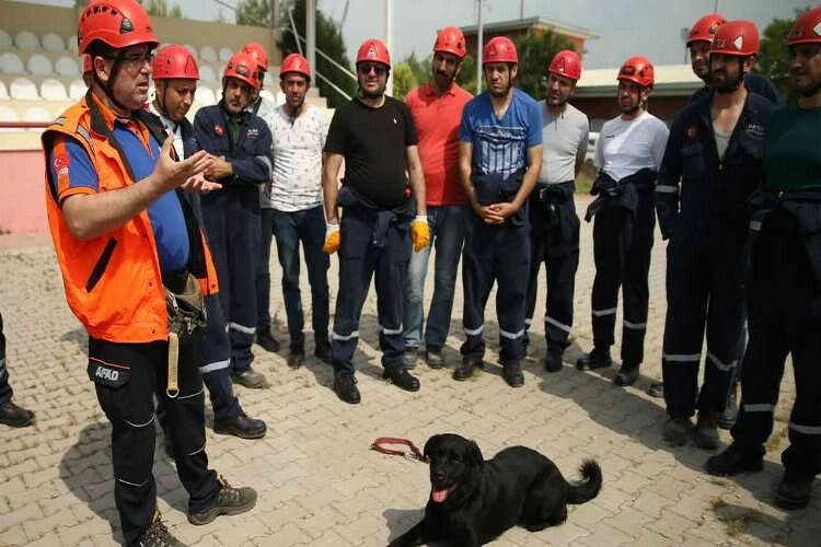 Konak Arama Kurtarma Merkezi eğitimlerine başladı haberinin görseli