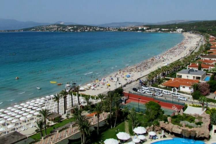 Bayramda Çeşme yine cıvıl cıvıl olacak haberinin görseli