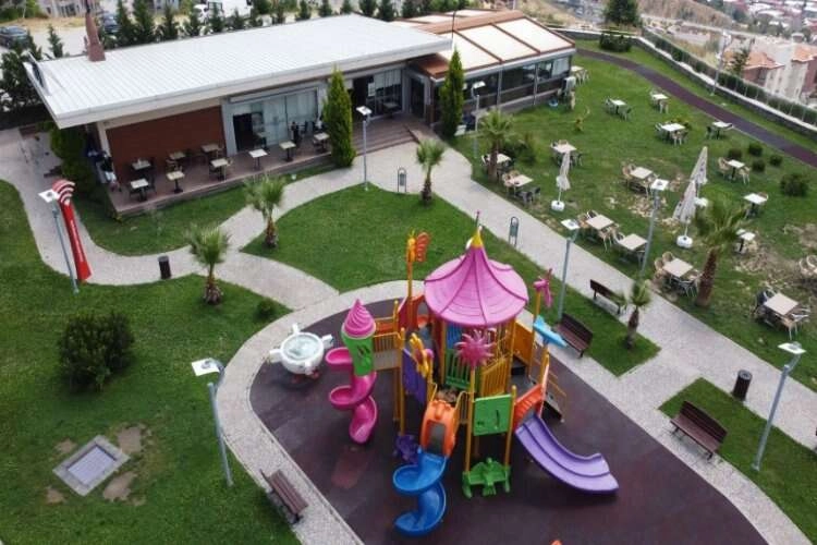 Bayraklı’nın sosyal tesisleri misafirlerini bekliyor haberinin görseli