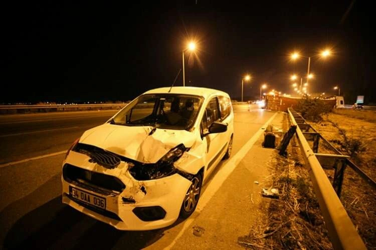 TAG Otoyolunda zincirleme trafik kazası haberinin görseli