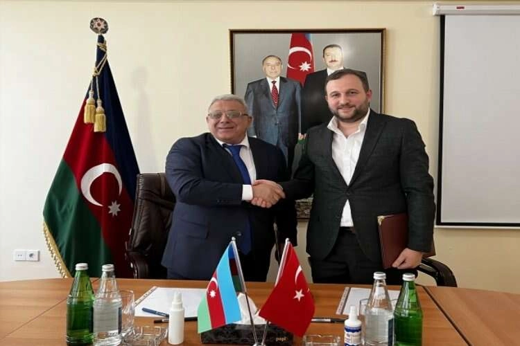 İzmirli firmadan kardeş ülke ile yatırım anlaşması haberinin görseli