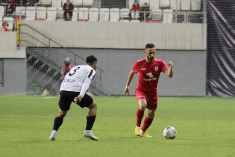 Ali Dere, Altınıordu'dan Göztepe'ye transfer aşamasında haberinin görseli