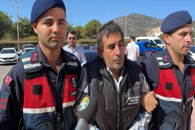 Boynu kırılan Gamze'nin anne ve babası hakim karşısında haberinin görseli