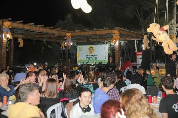 Kınık'ta SMA Tip-1 hastası Defne bebek için kampanya haberinin görseli