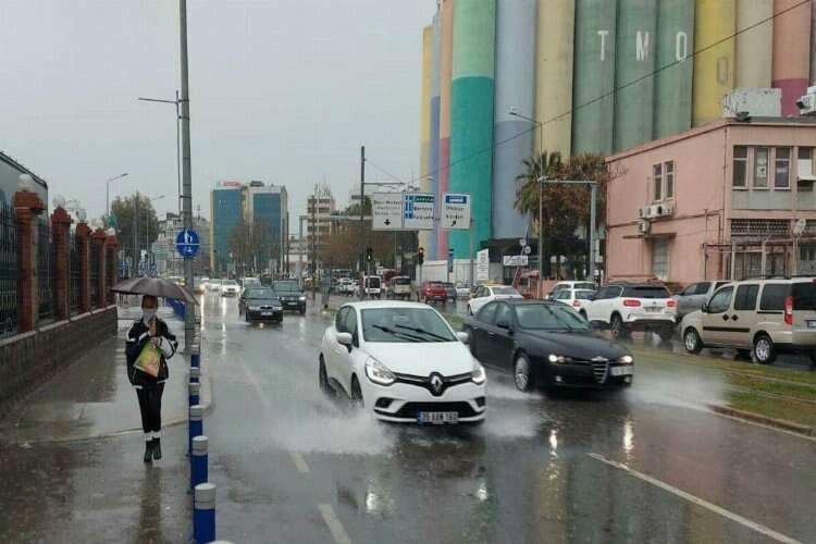 Meteorolojiden sarı kod: İzmir’i de işaret etti haberinin görseli