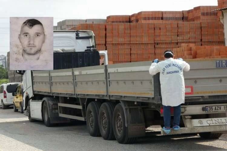 İzmir'den yola çıkan tır şoförünü ölüm direksiyonda yakaladı haberinin görseli