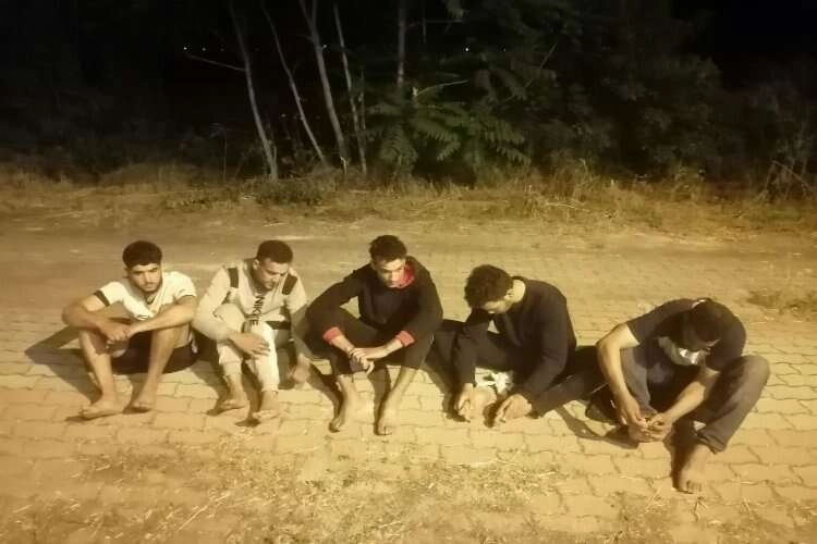 Yunanistan unsurları tarafından darp edildiler haberinin görseli