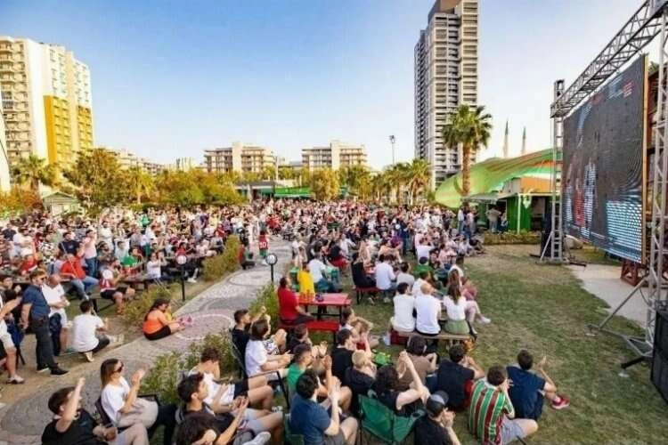 Karşıyaka'ya final serisi için dev ekran haberinin görseli