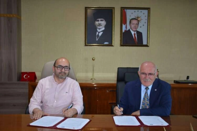 Uşak'ta dericilik sektörü için önemli protokol haberinin görseli