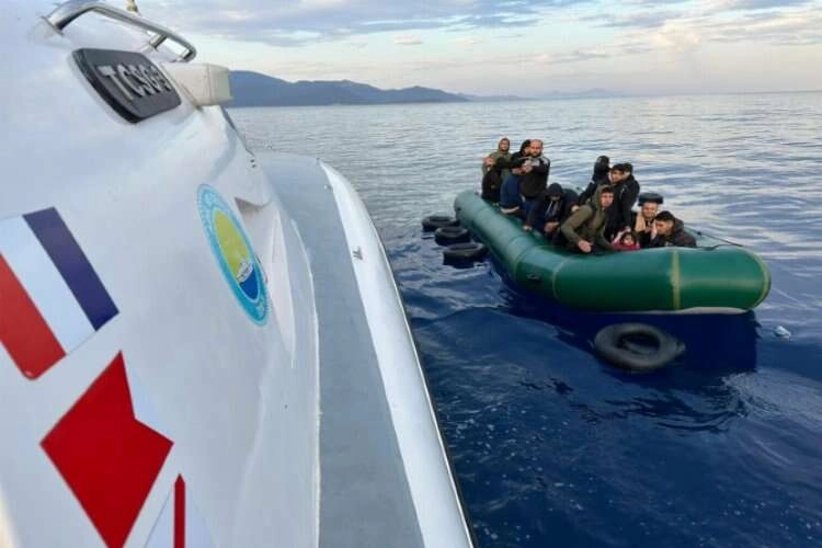 Datça’da 34 düzensiz göçmen kurtarıldı haberinin görseli