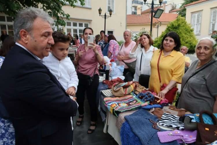 Bornova'da kursiyerlerinden muhteşem sergi haberinin görseli