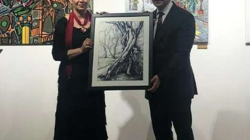 İZMİRİN KÜLTÜREL DEREĞERLERİ RESİM YARIŞMASI SERGİSİ -2 MONA MUZA-TUNÇ SOYER (Özel)
