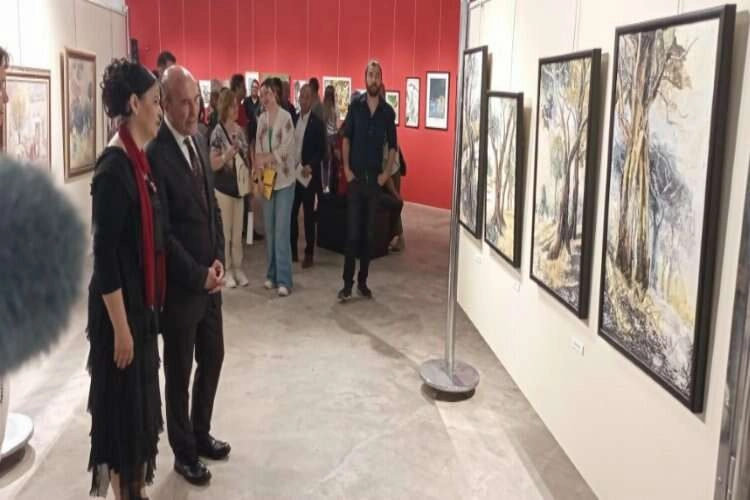 İzmir kültürel değerleri resim yarışması sergisi haberinin görseli
