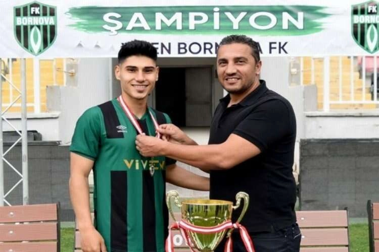 Bornova FK'da transfer çalışmaları hızlandı haberinin görseli