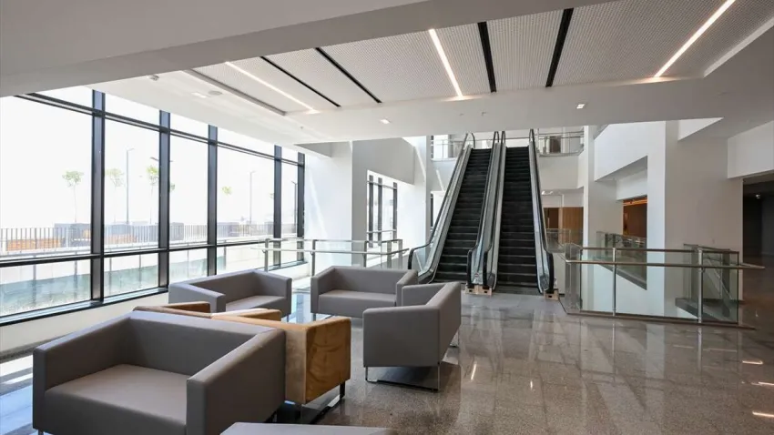 BAYRAKLI ŞEHİR HASTANESİ