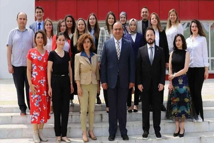 Ege'nin yabancı dilde eğitim veren ilk Hukuk Fakültesi haberinin görseli
