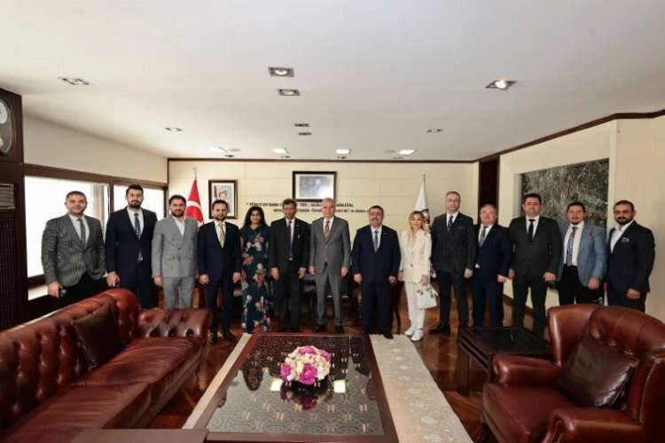 Osman Zolan, Hindistan Büyükelçisini ağırladı haberinin görseli