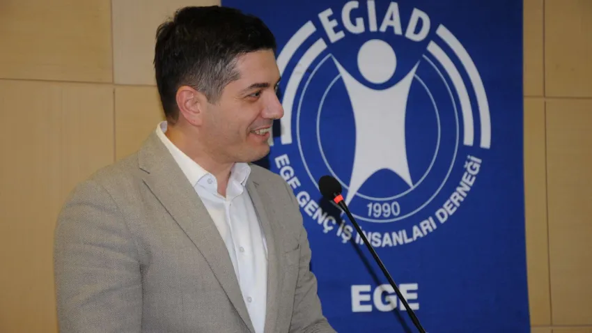 Alp Avni Yelkenbiçer