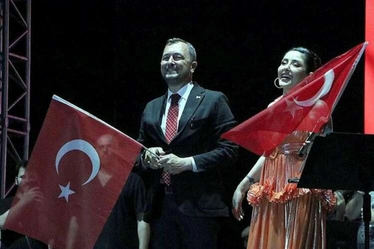 AK Parti'li Süleymanpaşa Belediye Başkanı Yüksel istifa etti haberinin görseli