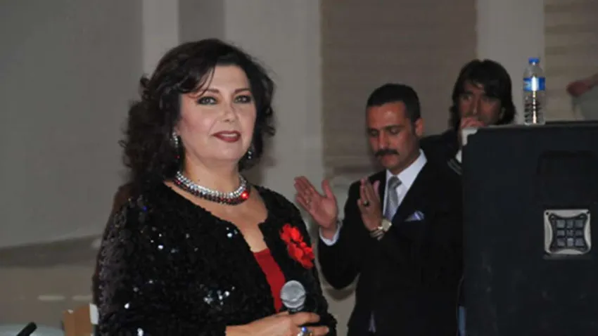 gulsen-kutlu-konseri-9361779_5727_amp