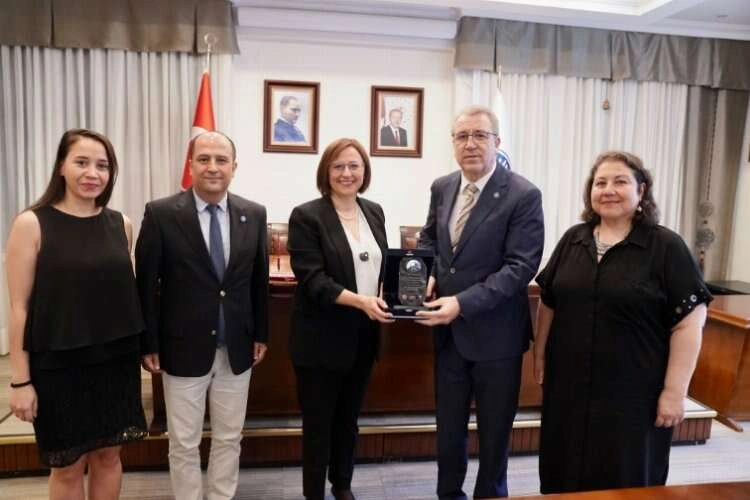 EÜ, TYÇ logolu üniversitelerin arasına girdi haberinin görseli