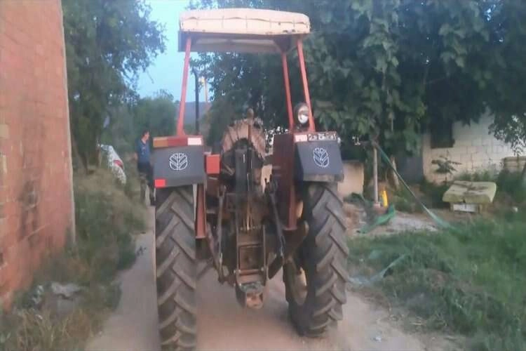 Aydın Köşk'te traktör hırsızlığı haberinin görseli
