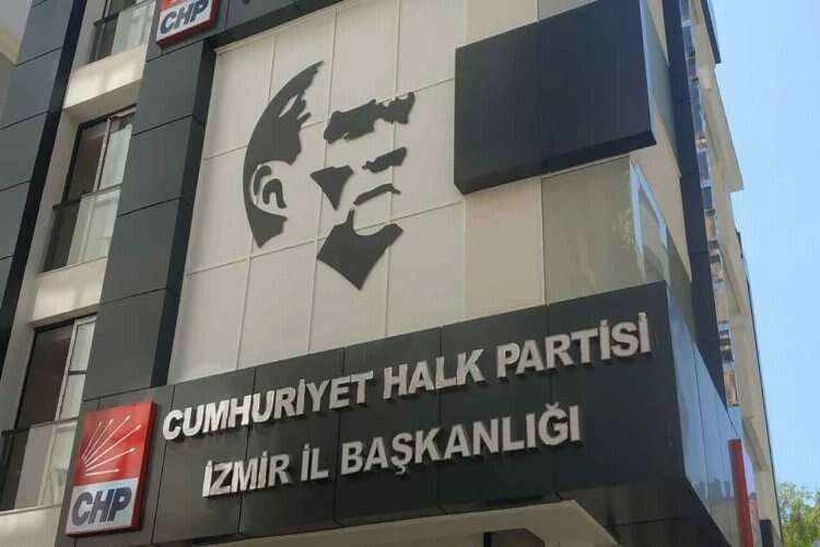 CHP İzmir’de yönetim kurulu toplandı haberinin görseli