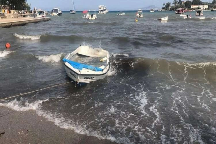 Muğla'da kuvvetli lodos etkili oldu haberinin görseli