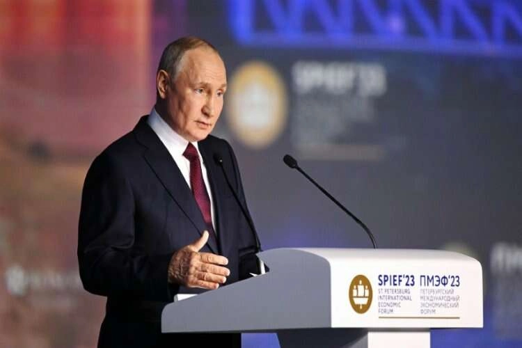 Putin: İlk nükleer başlıklar teslim edildi haberinin görseli
