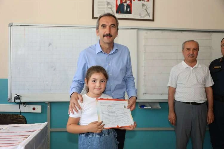 Dayanç, öğrencilerin heyecanını paylaştı haberinin görseli