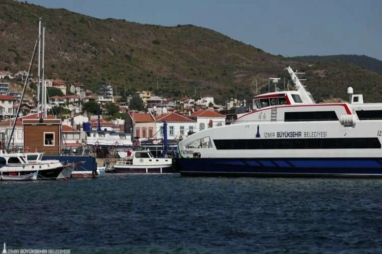İZDENİZ'de yaz seferleri sezonu açıldı haberinin görseli