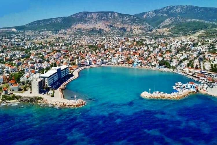 70 Çeşit Mor Çiçeğiyle Ünlenmiş Mordoğan'da gezilecek yerler haberinin görseli